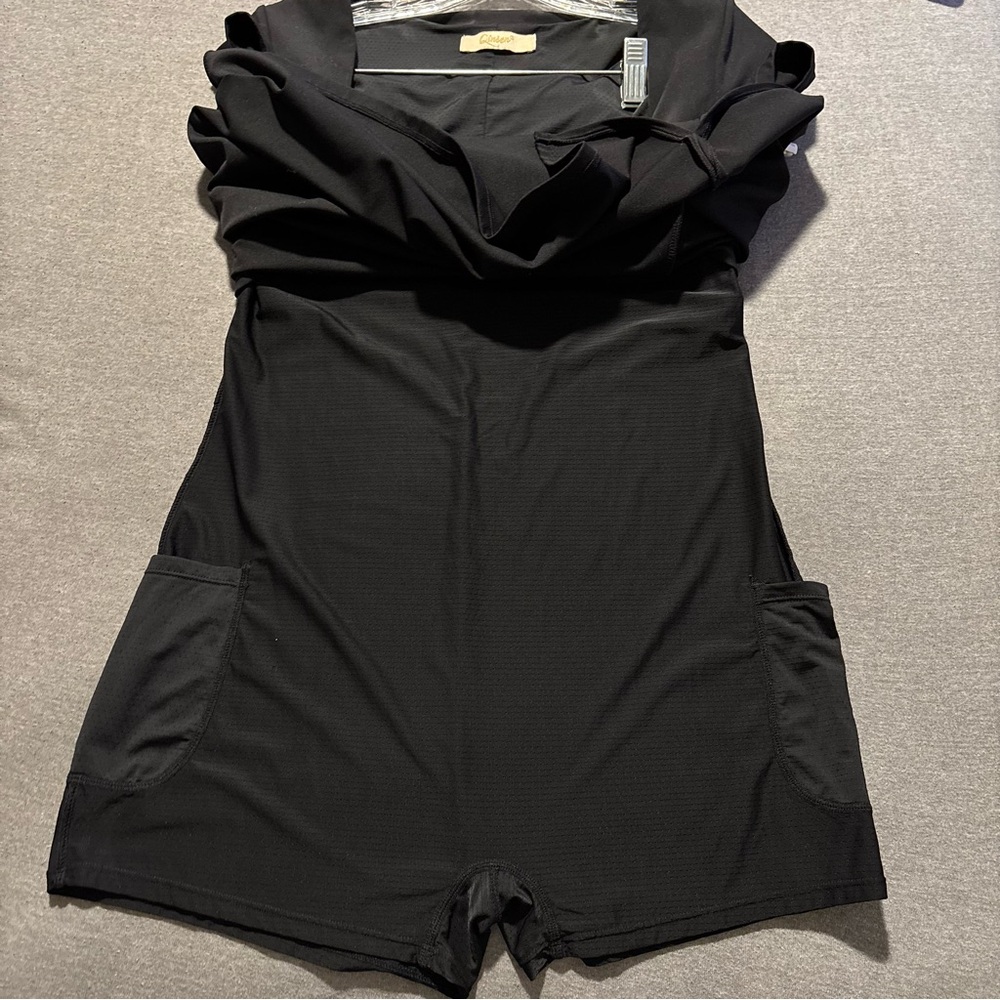 Elegant Black Mini Dress - Picture 9 of 16